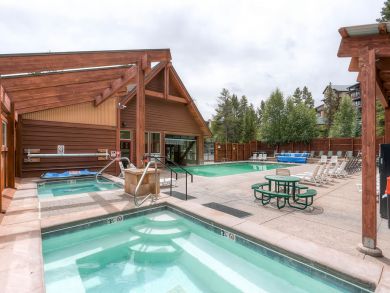 Breckenridge Vacation Condo 3 Bedroom 2 Bathrooms Sleeps 9
